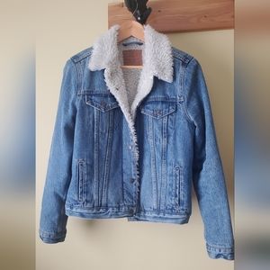 Levi’s Original Sherpa Trucker Jacket